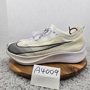 Nike Mens 13 Zoom Fly 3 White Black Athletic Gym Road Running Shoe AT8240-100